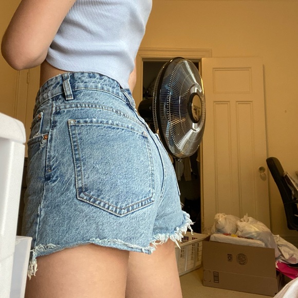 Zara jean shorts - Picture 2 of 8
